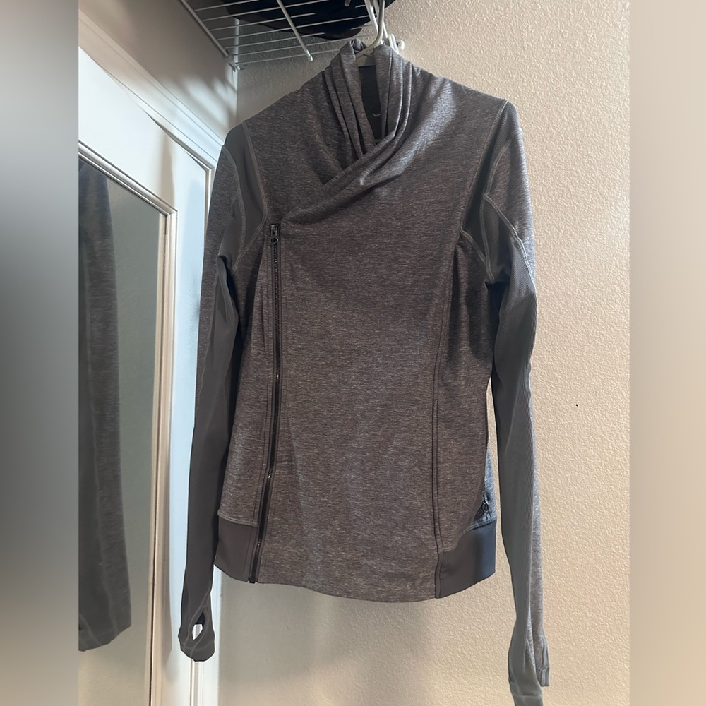 Lululemon asymmetric Bhakti Yoga Jacket